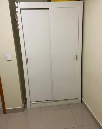 GUARDA ROUPA 