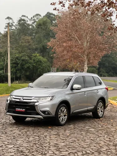 Mitsubishi Outlander Comfort 2.0 16V Aut. 2018
