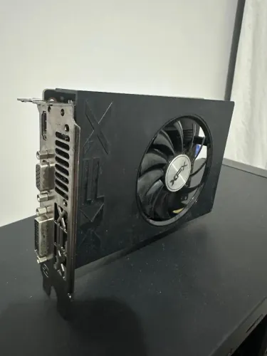 R7 240 4gb Perfeito Estado