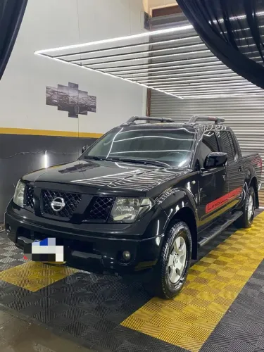 Nissan Frontier SE Attack CD 4X4 2.5 TB Diesel 2013
