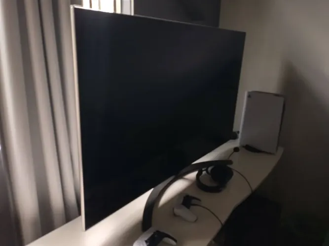 Smart TV LG NanoCell 4K 120Hz HDR - Excelente Estado de conservação 