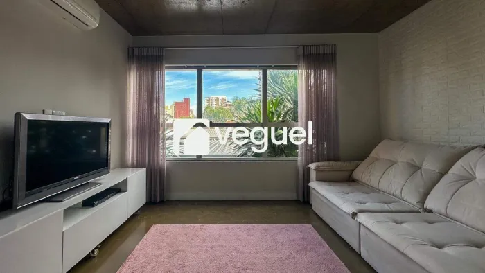 Apartamento mobiliado de 70m² com 2 quartos, sendo 1 suíte para alugar no bairro Cambuí, C
