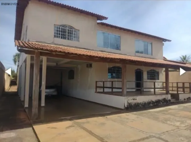 Sobrado Vicente Pires rua