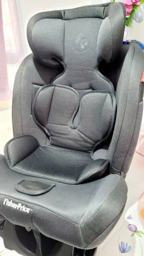 Cadeirinha de carro para criança ( idade 4 a 12 anos)