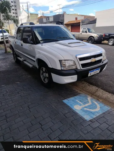 Chevrolet S10 P-up Executive 2.4 MPFI F.power CD 2011