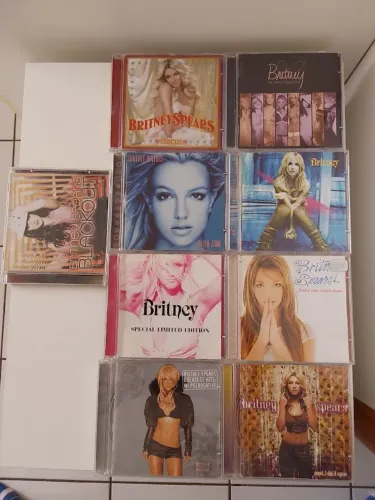 Coleção CD Britney Spears - LEIA DESCRIÇÃO