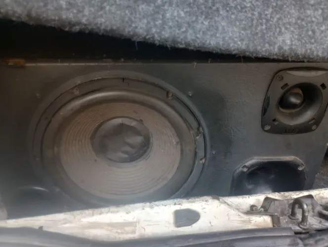 Som automotivo