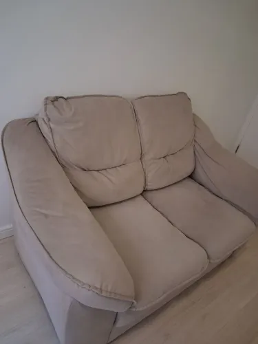 Vendo sofá dois lugares