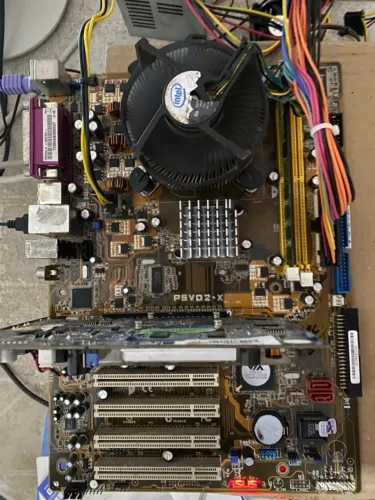 Kit Placa Mãe Asus p5vd2-x Soquete 775 + Processador Intel Dual Core 1.6GHZ
