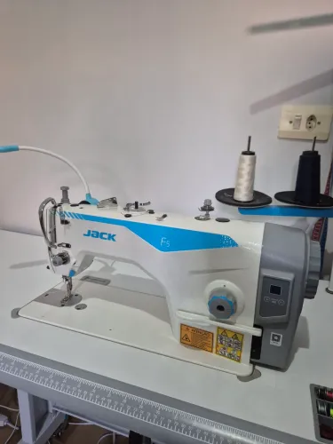 Maquina de costura