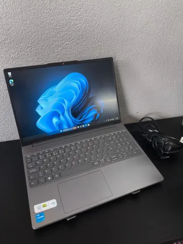 Lenovo Ideapad Slim 3 13ª geração