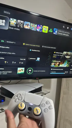 Vendo ps5 novo único dono com caixa 1TERA mídia digital 