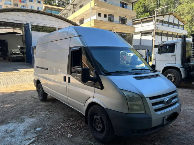 Ford Transit Furgão 3550 2.4 Tdci Longo Dies. 2011