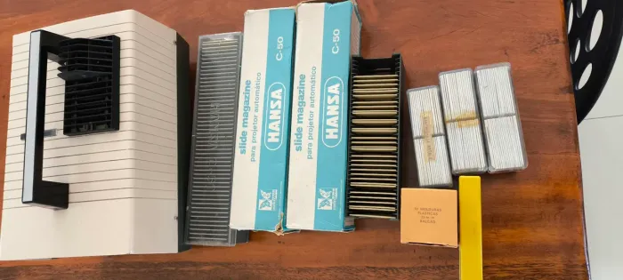 Projetor De Slides Vintage Auto Cabin (Anos 60/70) - Made In Japan - Para Colecionadores