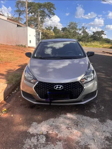Hyundai HB20 Unique 1.0 Flex 12V Mec. 2019