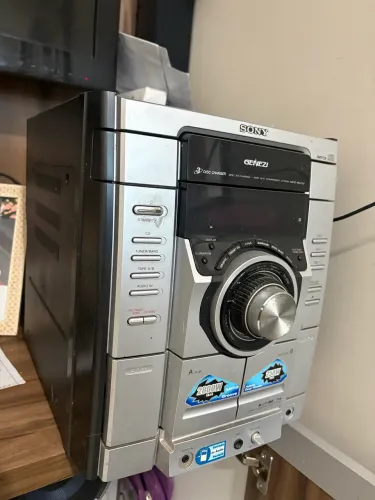Som Mini System Sony Genezi, modelo MHC-RG475S