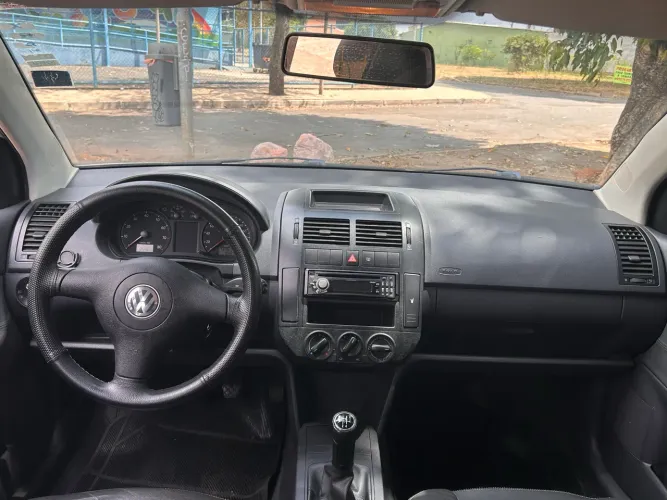 Volkswagen Polo 1.6 Mi/s.ouro 1.6 MI Tot.flex 8V 5P 2008