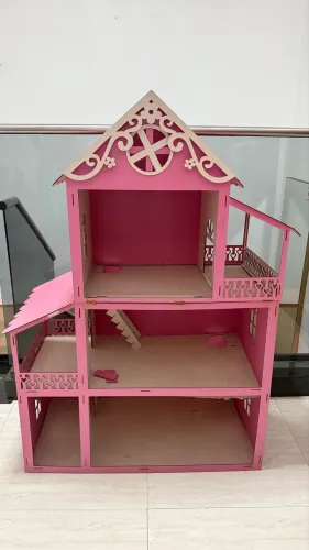 Casa da Barbie mdf - usada