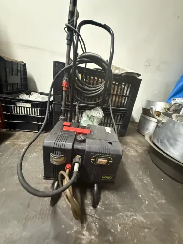 Máquina  Lavadora alta pressão Gong Profissional