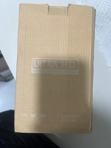 Projetor HY300 usado apenas uma vez quero vender e aceito propostas