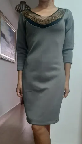 LINDO VESTIDO PARA O DIA A DIA,