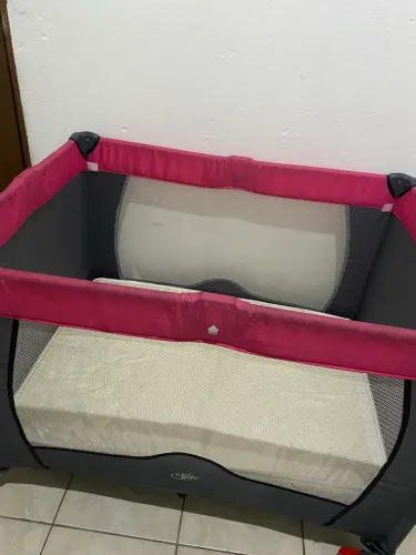 Vende berço chiqueirinho 