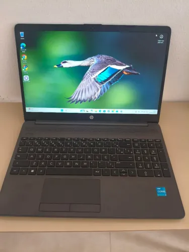 Notebook HP G9 i3 13° geração muito novo