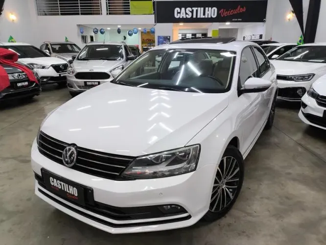 Volkswagen Jetta Comfortline 1.4 TSI 16V 4P Aut. 2016