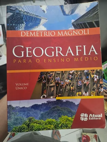 Demétrio  Magnoli geografia para o ensino médio 