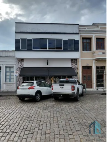 PRÉDIO COMERCIAL TODO A VENDA, Centro Histórico - São Francisco do Sul - SC