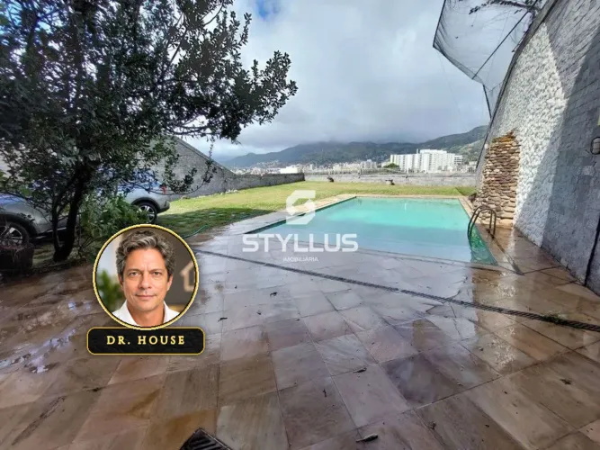 Casa Triplex Espaçosa com Piscina e Vista Panorâmica no Encantado! M73P