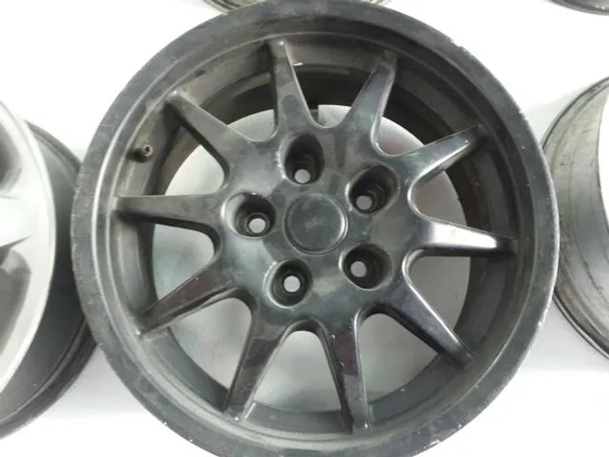 Roda aro 15 Binno omega stockcar com borda Preta 5X114 jogo