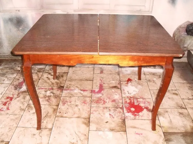 Mesa Jantar Est Chipandelle em Peroba do Campo Maciça c/ 2 tábuas  Cadeiras não incluídas