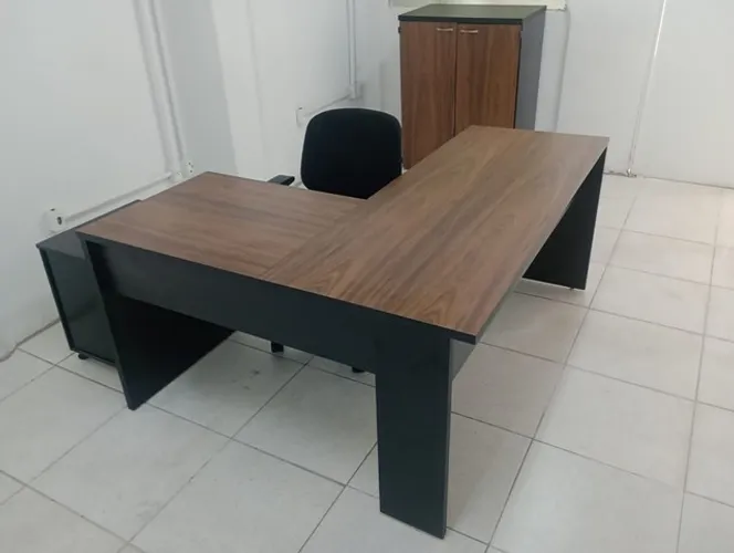 MOVEIS DE ESCRITORIO Mesa em l 2 partes nova +gaveteiro reformado****leia a descrição****