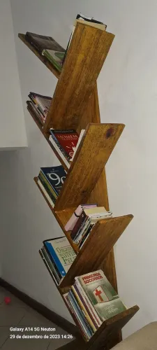 Fabrico estante para livros