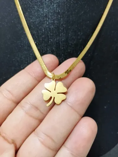  colar em aço inoxidável dourado 