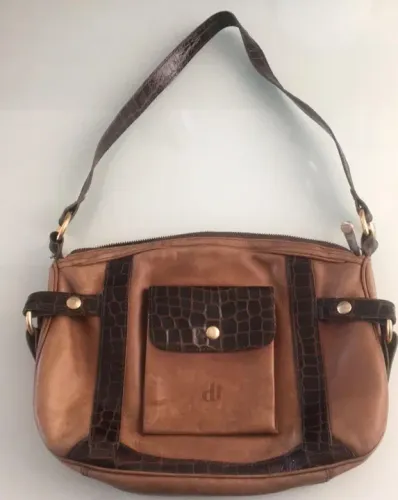 Bolsa Datelli marrom em couro