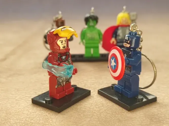Chaveiros Vingadores Marvel - chaveirinho feito a mão artesanal boneco geek nerd presente 