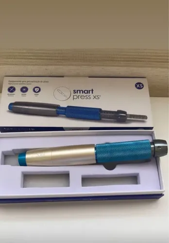 Smart Press XS - Equipamento para Pressurização de Ácido Hialurônico