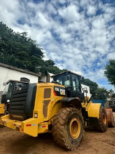 Carregadeira Cat 950 2021 