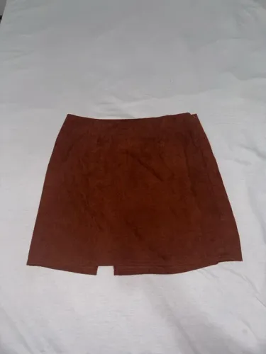 Saia Marrom tamanho G