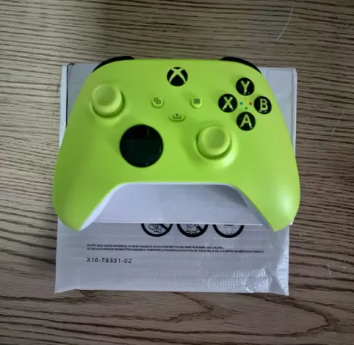 Promoção Controle Xbox Series S/X Eletric Volt Novo(ACEITO CREDISHOP)