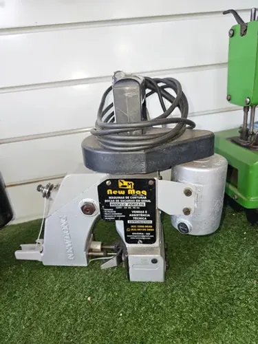 Maquina de costurar sacarias semi nova apartir de 500,00