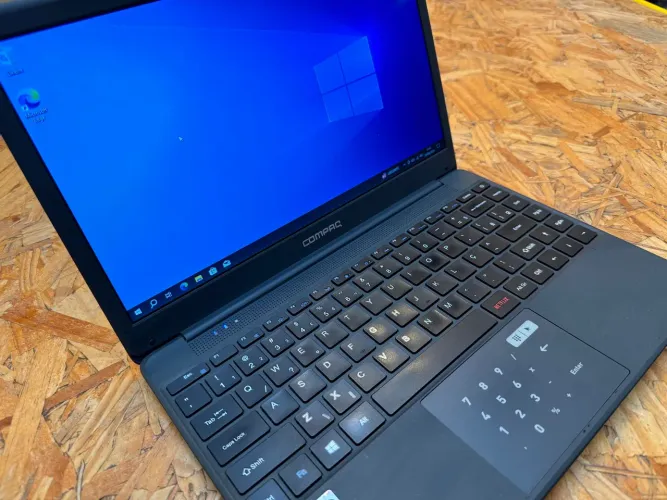Notebook Compaq I3 4Gb 240 SSD na caixa