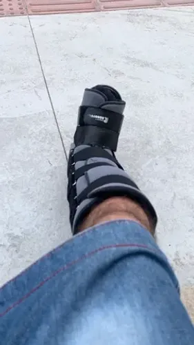 Bota ortopédica ROBOFOOT + par de moleta