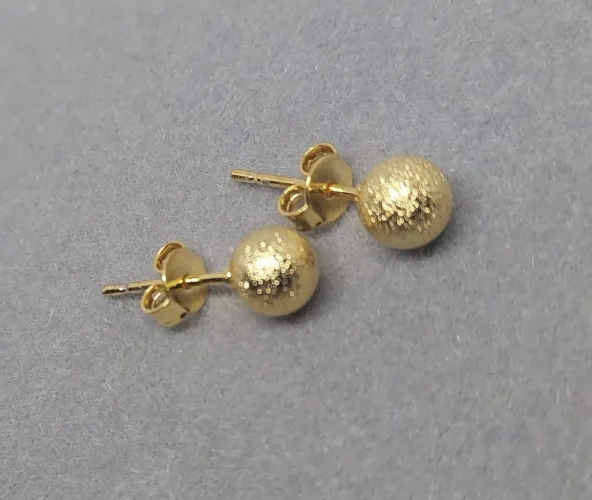 Brinco - Bolinha Texturizada banhado a ouro