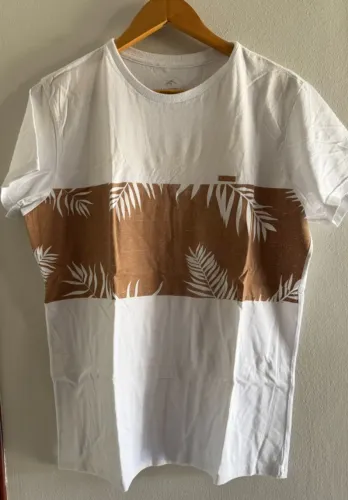 Camiseta Branca Estampada, Maresia, tamanho M