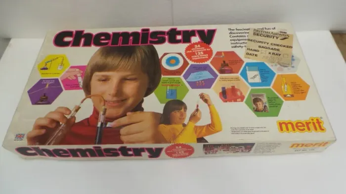 BRINQUEDO RARO CHEMISTRY INCOMPLETO DA MERIT IMPORTADO