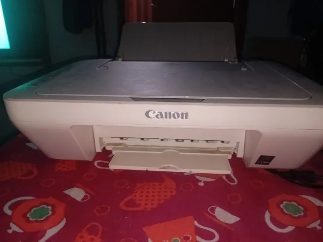 Impressora canom semi nova