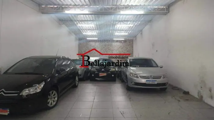 Galpão 186m² á venda no Bairro Vila Alzira em Santo André/SP